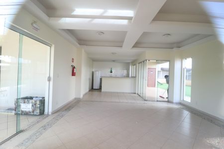 Apartamento para alugar com 57m², 2 quartos e 2 vagasÁrea comum - Salão de festas