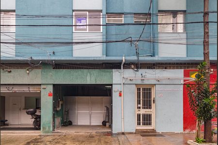 Studio para alugar com 34m², 1 quarto e sem vaga Studio para alugar com 34m², 1 quarto e sem vagaFachada