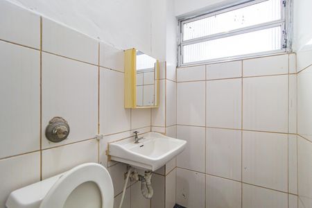 Studio para alugar com 34m², 1 quarto e sem vaga Studio para alugar com 34m², 1 quarto e sem vagaBanheiro