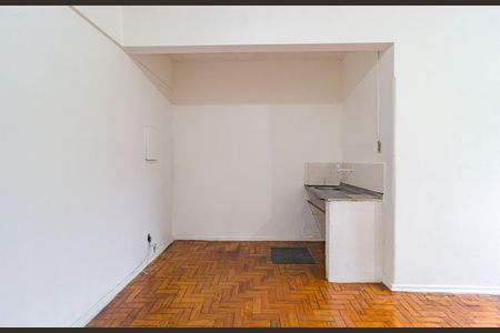 Studio para alugar com 34m², 1 quarto e sem vaga Studio para alugar com 34m², 1 quarto e sem vagaBanheiro