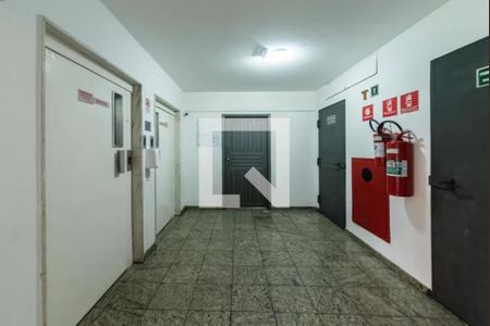 Apartamento para alugar com 50m², 2 quartos e 1 vaga Apartamento para alugar com 50m², 2 quartos e 1 vagaHall social