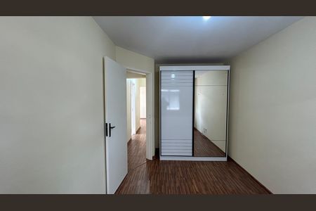 Quarto 1 de apartamento para alugar com 2 quartos, 50m² em Cidade Ademar, São Paulo