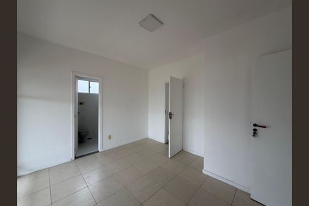Apartamento à venda com 103m², 2 quartos e 1 vagaSuíte 
