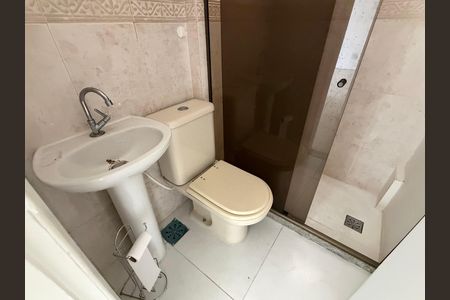 Apartamento à venda com 103m², 2 quartos e 1 vagaBanheiro social