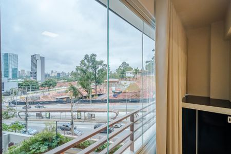 Varanda de kitnet/studio para alugar com 1 quarto, 26m² em Butantã, São Paulo