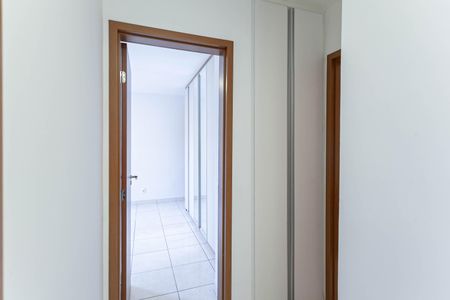 Apartamento para alugar com 70m², 3 quartos e 2 vagas Apartamento para alugar com 70m², 3 quartos e 2 vagasCorredor
