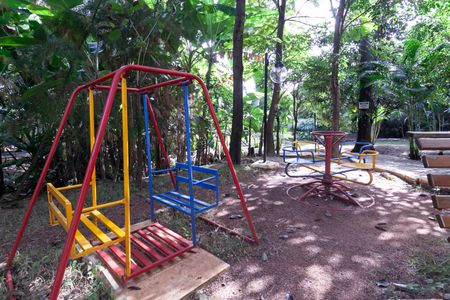Apartamento para alugar com 70m², 3 quartos e 2 vagas Apartamento para alugar com 70m², 3 quartos e 2 vagasÁrea comum - Playground