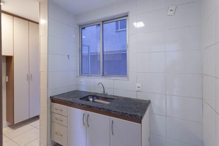 Apartamento para alugar com 70m², 3 quartos e 2 vagas Apartamento para alugar com 70m², 3 quartos e 2 vagasCozinha e Área de Serviço