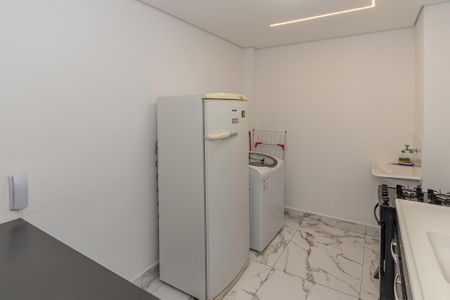 Apartamento para alugar com 38m², 2 quartos e 1 vaga Apartamento para alugar com 38m², 2 quartos e 1 vagaCozinha e Área de Serviço