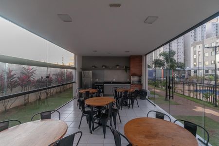 Apartamento para alugar com 38m², 2 quartos e 1 vaga Apartamento para alugar com 38m², 2 quartos e 1 vagaÁrea comum - Salão de festas