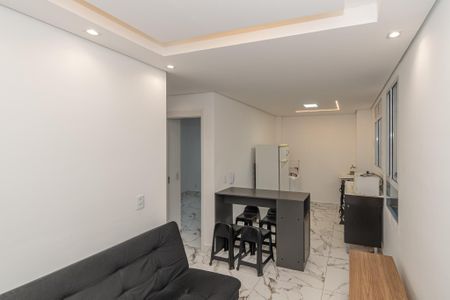 Sala de Estar/Jantar  de apartamento para alugar com 2 quartos, 38m² em Parque Orestes Ongaro, Sumaré