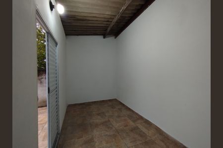 Casa para alugar com 70m², 1 quarto e sem vaga Casa para alugar com 70m², 1 quarto e sem vagaQuartos dos Fundos