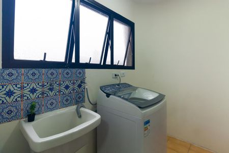 Apartamento à venda com 74m², 2 quartos e 3 vagas Apartamento à venda com 74m², 2 quartos e 3 vagasÁrea de Serviço