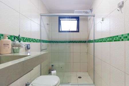 Apartamento à venda com 74m², 2 quartos e 3 vagas Apartamento à venda com 74m², 2 quartos e 3 vagasBanheiro