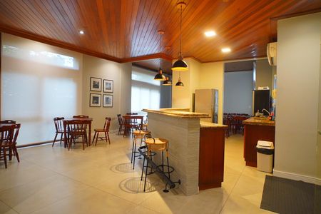 Apartamento à venda com 134m², 4 quartos e sem vaga