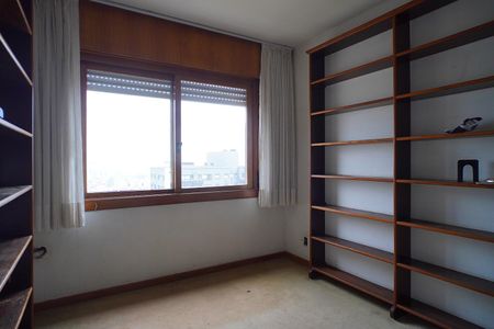 Apartamento à venda com 134m², 4 quartos e sem vaga