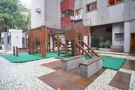 Apartamento à venda com 134m², 4 quartos e sem vaga