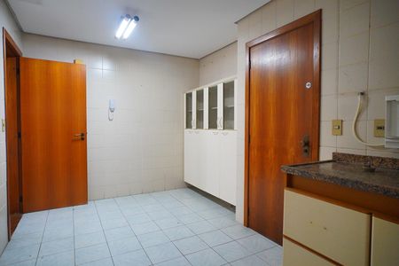 Apartamento à venda com 134m², 4 quartos e sem vaga