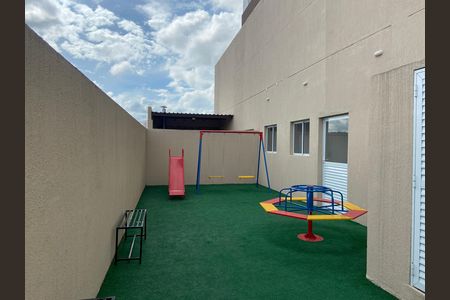Apartamento para alugar com 42m², 2 quartos e 1 vaga Apartamento para alugar com 42m², 2 quartos e 1 vagaÁrea comum - Playground
