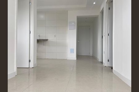 Sala - Cozinha de apartamento para alugar com 2 quartos, 42m² em I.a.p.i., Osasco