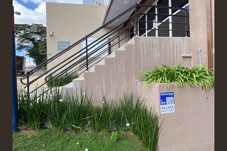 Apartamento para alugar com 42m², 2 quartos e 1 vaga Apartamento para alugar com 42m², 2 quartos e 1 vagaFachada