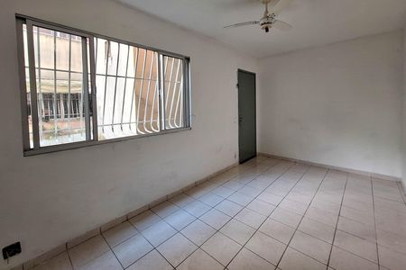 Sala de apartamento para alugar com 2 quartos, 50m² em Santa Barbara, Niterói