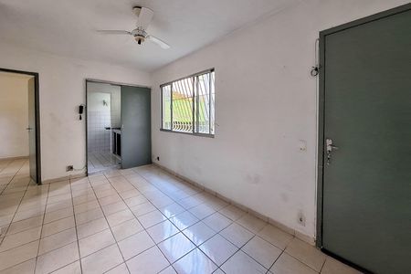 Sala de apartamento para alugar com 2 quartos, 50m² em Santa Barbara, Niterói