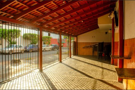 Casa para alugar com 268m², 3 quartos e 2 vagas