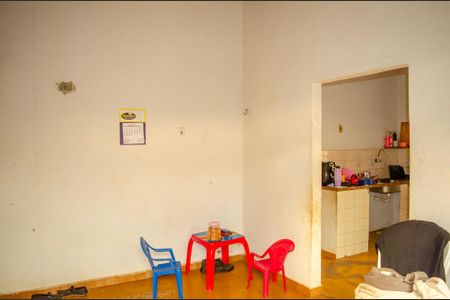 Casa à venda com 3 quartos, 268m² em Vila Monticelli, Goiânia