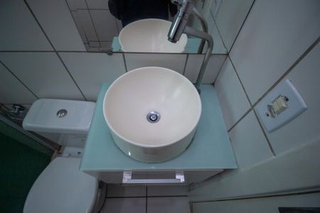 Apartamento para alugar com 47m², 2 quartos e 1 vaga Apartamento para alugar com 47m², 2 quartos e 1 vagaBanheiro
