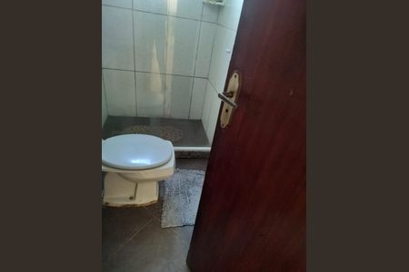 Banheiro de casa à venda com 2 quartos, 180m² em várzea das mocas, Niterói