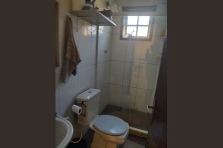 Banheiro de casa à venda com 2 quartos, 180m² em várzea das mocas, Niterói
