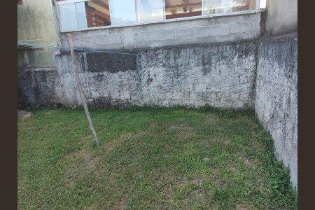 Casa à venda com 180m², 2 quartos e 1 vaga Casa à venda com 180m², 2 quartos e 1 vagaÁrea externa