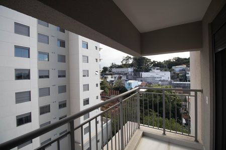 Apartamento à venda com 129m², 3 quartos e 2 vagas Apartamento à venda com 129m², 3 quartos e 2 vagasVaranda