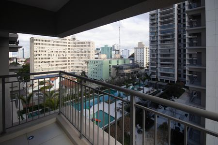 Apartamento à venda com 129m², 3 quartos e 2 vagas Apartamento à venda com 129m², 3 quartos e 2 vagasVaranda