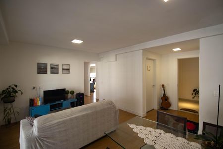 Apartamento à venda com 129m², 3 quartos e 2 vagas Apartamento à venda com 129m², 3 quartos e 2 vagasSala
