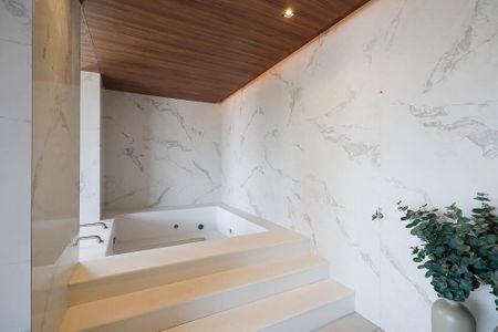 Apartamento à venda com 129m², 3 quartos e 2 vagas Apartamento à venda com 129m², 3 quartos e 2 vagasSauna
