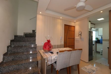 Sala de apartamento para alugar com 2 quartos, 97m² em Vila Apiai, Santo André
