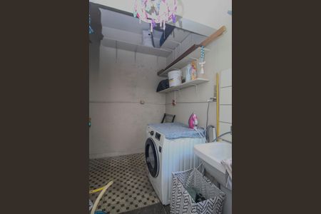 Apartamento à venda com 79m², 2 quartos e sem vagaÁrea de Serviço