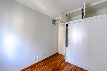 Apartamento para alugar com 84m², 3 quartos e 2 vagas Apartamento para alugar com 84m², 3 quartos e 2 vagasQuarto 3