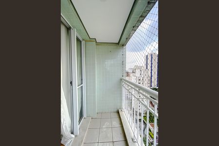 Apartamento para alugar com 84m², 3 quartos e 2 vagas Apartamento para alugar com 84m², 3 quartos e 2 vagasVaranda