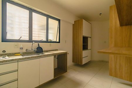 Apartamento à venda com 250m², 4 quartos e 6 vagas
