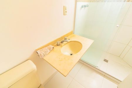 Apartamento à venda com 250m², 4 quartos e 6 vagas