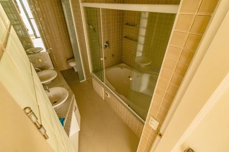 Apartamento à venda com 250m², 4 quartos e 6 vagas