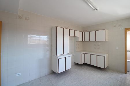 Casa para alugar com 140m², 3 quartos e 2 vagasCozinha