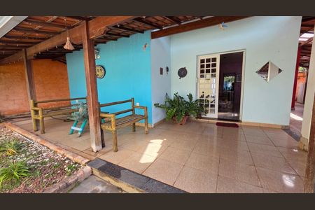 Casa à venda com 360m², 4 quartos e 2 vagas