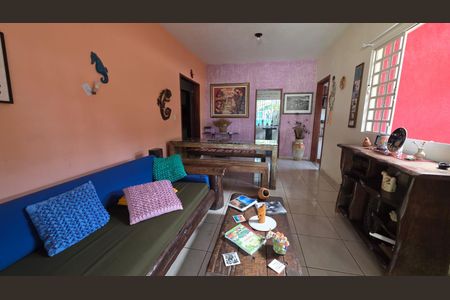 Casa à venda com 360m², 4 quartos e 2 vagas