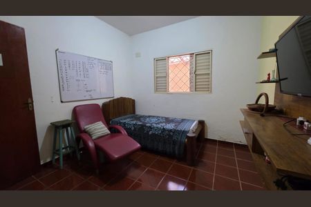 Casa à venda com 360m², 4 quartos e 2 vagas