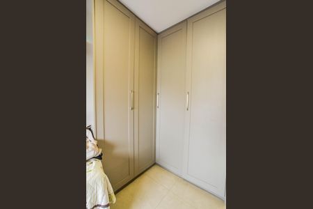 Apartamento à venda com 184m², 4 quartos e 4 vagas Apartamento à venda com 184m², 4 quartos e 4 vagasSuíte 2