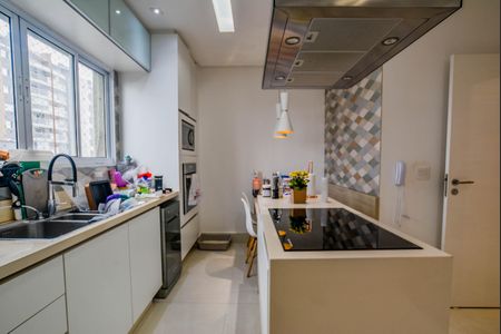Cozinha de apartamento à venda com 4 quartos, 184m² em Campestre, Santo André